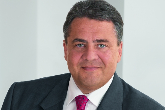 Der Umweltbundes-minister über das Umwelttechnik-Board